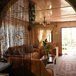  Gasthof Redwood Homestay Sri Lanka