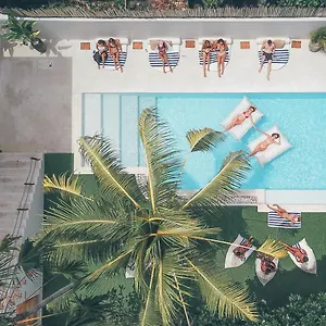  Hostel Arya Wellness - Female Only Indonesië